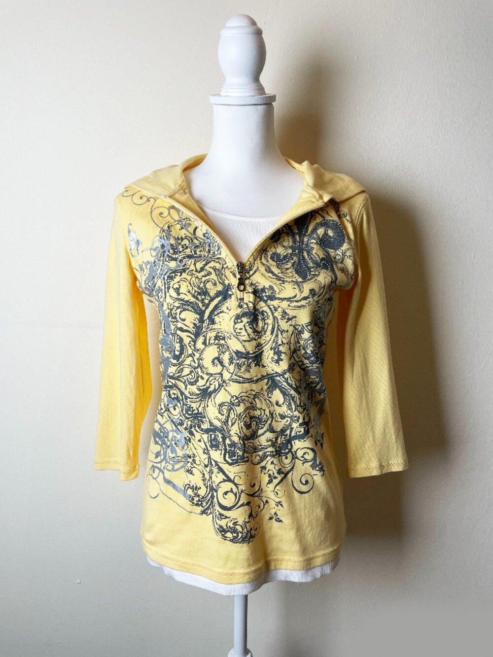 Style & Co Sport 2-in-1 Layered Graphic Hoodie Top Yellow Y2K Size S 100% Cotton